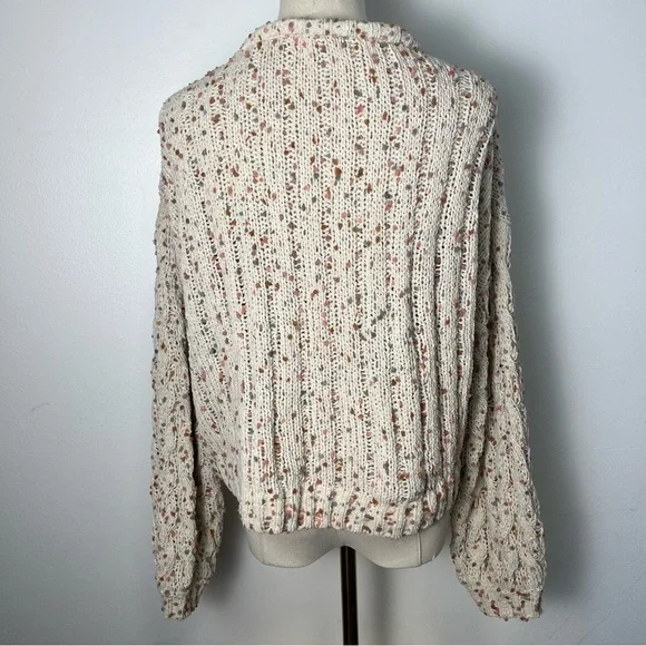 Moon & Madison Popcorn Chenille Knit Crew Neck Sweater - Picture 6 of 13